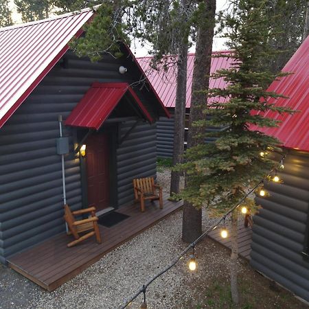 Yellowstone Cabins And Rv West Yellowstone Zewnętrze zdjęcie