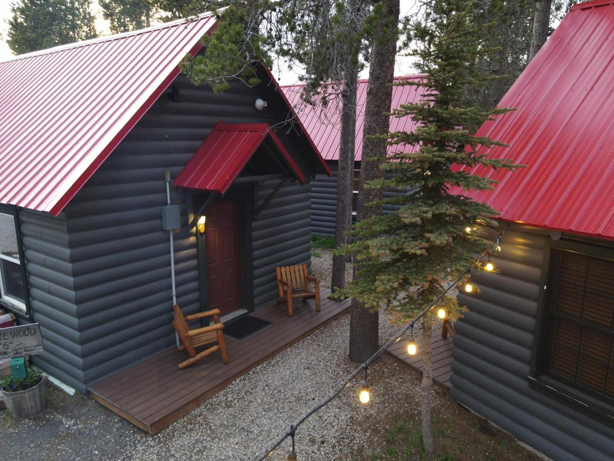 Yellowstone Cabins And Rv West Yellowstone Zewnętrze zdjęcie
