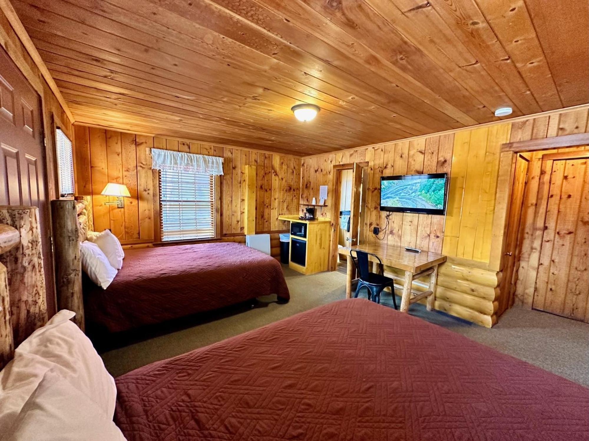 Yellowstone Cabins And Rv West Yellowstone Zewnętrze zdjęcie